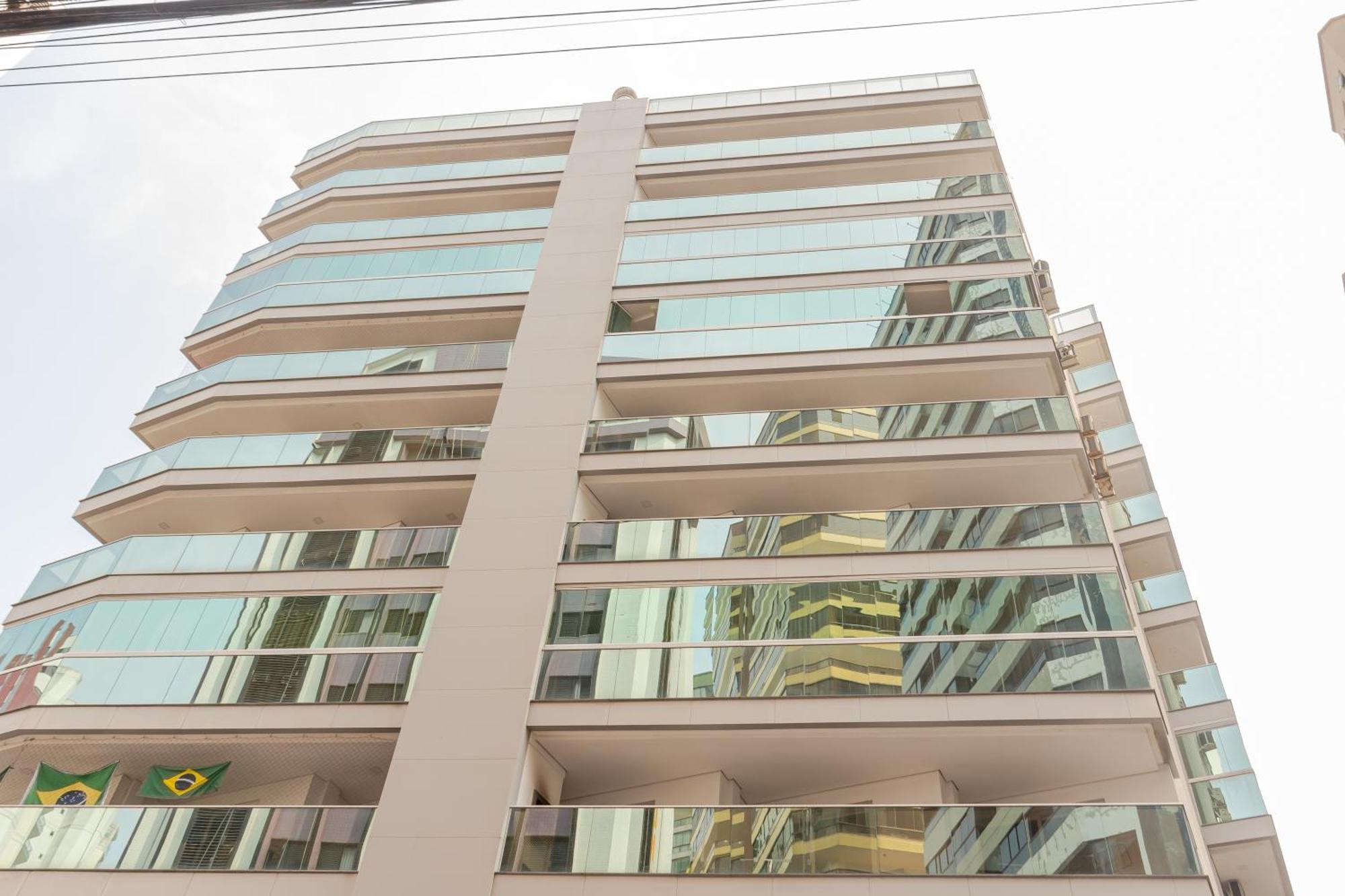 1 Quadra Da Praia Na Avbrasil, Wi-Fi 350Mega P1188 Balneário Camboriú Extérieur photo